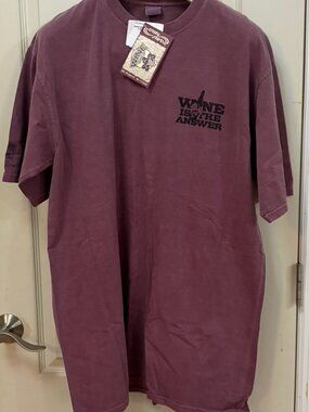 Crazy Shirts Hawaii Men's Size XL 100% Cotton S/S Wine Dyed T-Shirt. Wine.